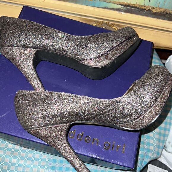 Madden Girl Sparkle Heels 👠 7.5 - Picture 10 of 12